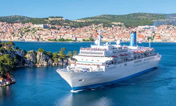 Au printemps, une autre compagnie de croisières axée sur le marché britannique, Marella Cruises, appartenant au groupe allemand TUI, a annoncé qu'elle avait accéléré le retrait de son navire construit en 1984, le Marella Celebration. - DR Au printemps, une autre compagnie de croisières axée sur le marché britannique, Marella Cruises, appartenant au groupe allemand TUI, a annoncé qu'elle avait accéléré le retrait de son navire construit en 1984, le Marella Celebration. - DR