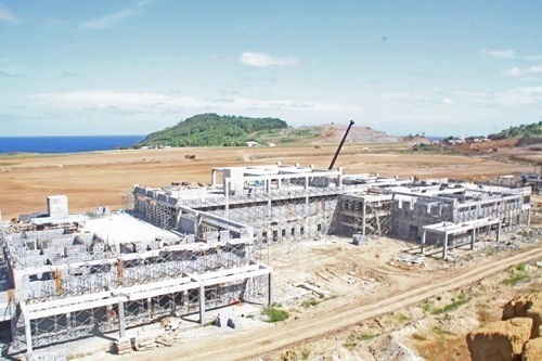 Les travaux pour le nouvel aéroport international de Saint Vincent et les Grenadines devraient être terminés fin 2013 - DR