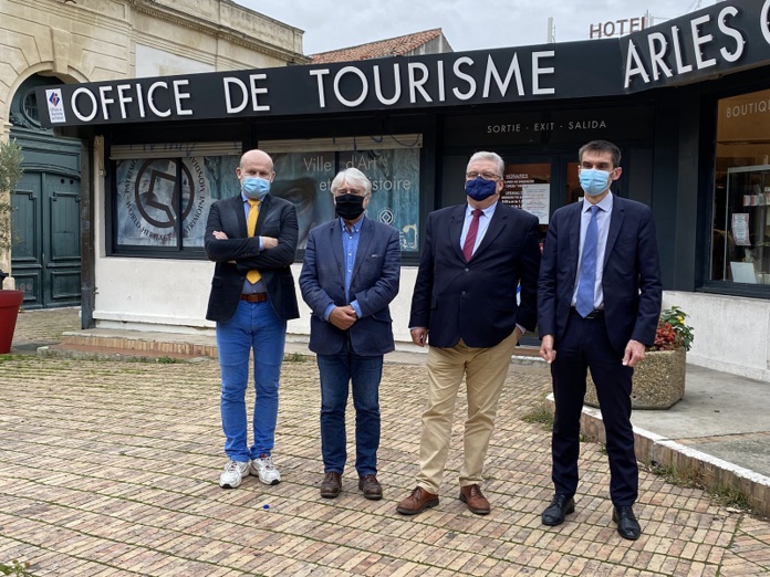 Christian Mourisard, Président d'ADN Tourisme ; Frédéric Vigouroux, Président du Conseil d’administration de l’ANCV ; Sébastien ABONNEAU, Président de l’Office de Tourisme Arles Camargue ; Alain SCHMITT, Directeur général de l’ANCV - DR ANCF ADN