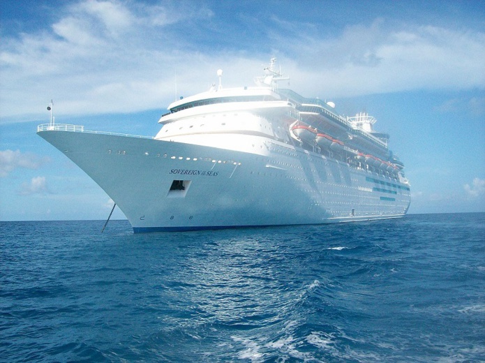 Le Sovereign of the Seas, lancé en 1988, était le plus grand navire à passagers en service dans le monde au moment de son lancement - Photo Wikipedia