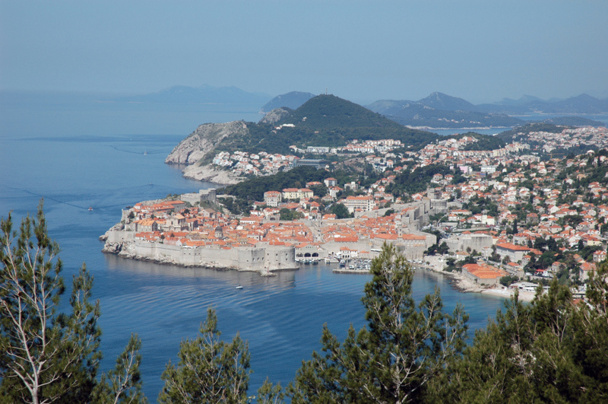 Les 7èmes Forces de vente du réseau Selectour-Afat se déroule à Dubrovnik en Croatie. Ni P. de Saint-Victor, ni F.-X. de Boüard, ni Jean-Pierre Mas n'ont fait le déplacement . Photo CE