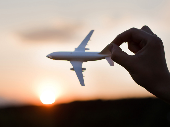 Jean Castex : "Les déplacements vers l'étranger seront possibles mais compte tenu de l'évolution rapide de l'épidémie dans le monde il sera indispensable de se tenir informer avant d'envisager tous déplacements en consultant les conseils aux voyageurs du Ministère de l'Europe et des Affaires Etrangères." - Depositphotos.com Shebeko Jean Castex : "Les déplacements vers l'étranger seront possibles mais compte tenu de l'évolution rapide de l'épidémie dans le monde il sera indispensable de se tenir informer avant d'envisager tous déplacements en consultant les conseils aux voyageurs du Ministère de l'Europe et des Affaires Etrangères." - Depositphotos.com Shebeko