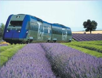 Le train de la lavande entre Marseille et Briançon