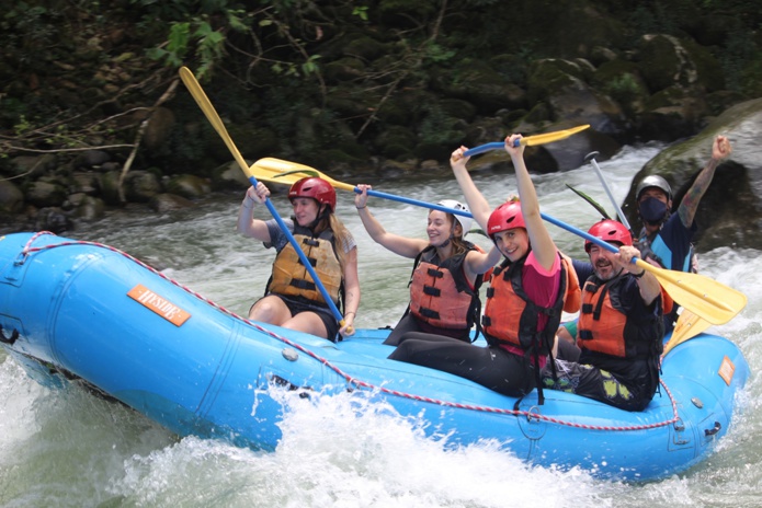 La descente en rafting, l'un des loisirs-phare de la réion de Turrialba /crédit DR