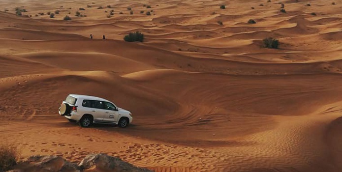 Tout schuss dans le désert à Dubaï - DR