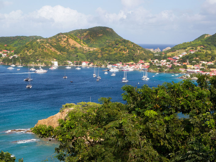 L'Outre-mer bat des records avec des croissances à 3 chiffres : Guadeloupe (+248,8%), La Réunion (+293,6%) et Martinique (+142,5) - Depositphotos.com Photo Martinique