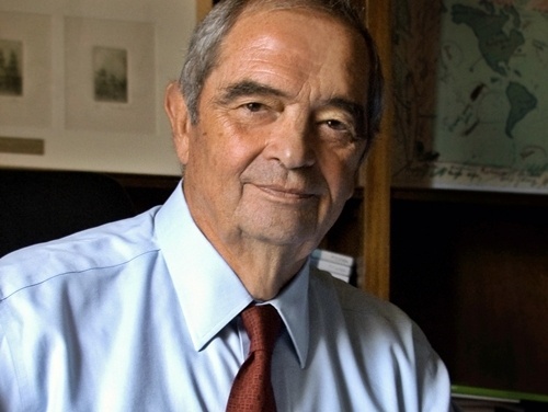 Georges Colson est très fort. Il aura quand même réussi à écarter du pouvoir la société-conseil de Marie-Christine Chaubet, Dimensions Conseil et son représentant Patrick Grillat. Un souci de moins, donc pour Colson./photo dr Georges Colson est très fort. Il aura quand même réussi à écarter du pouvoir la société-conseil de Marie-Christine Chaubet, Dimensions Conseil et son représentant Patrick Grillat. Un souci de moins, donc pour Colson./photo dr