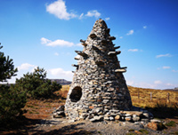La tour à eau de Gilles Clément sur le parcours artistiques des monts d’Ardèche © Olivier MATHIS