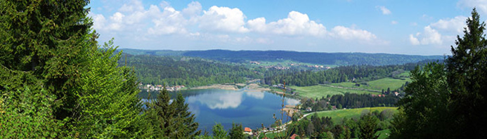 Panorama sur le lac de Saint-Point - ©Paul VERNIAU Panorama sur le lac de Saint-Point - ©Paul VERNIAU