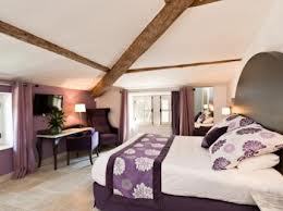 Dans la bâtisse principale, les chambres sont décorées dans un style romantique moderne. (DR) Dans la bâtisse principale, les chambres sont décorées dans un style romantique moderne. (DR)