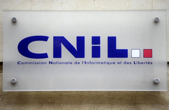 Le 7 décembre 2020, la CNIL a infligé des sanctions de 100 millions d’euros à Google et de 35 millions d’euros à Amazon. Lionel Bonaventure / AFP