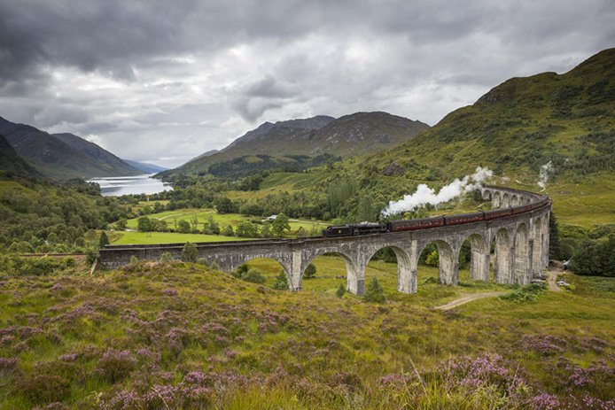 Jacobite steam train, Glenfinnan Viaduct - DR VisitScotland - Kenny Lam