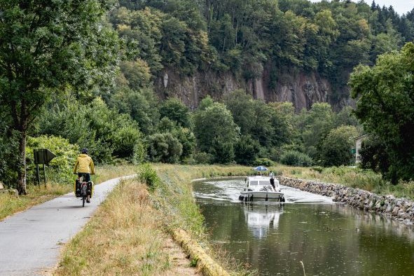 La Voie Bleue à Fontenoy dans l'Yonne - Photo Un Monde à Vélo/Bourgogne-Franche-Comté Tourisme