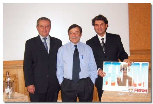 Antoine Cachin, Président du directoire, Georges Vialard, directeur de la production et Serge Laurens, directeur marketing et communication