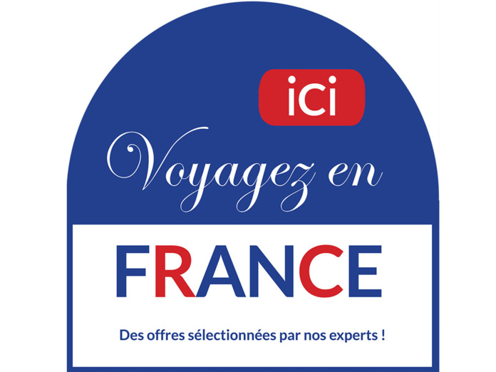 Désormais les agences du groupe Marietton : Ailleurs Voyages, Auchan et Carrefour franchisées affichent un nouvel autocollant : Ici Voyagez en France ! - DR