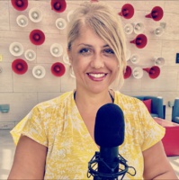 Saliha Hadj-Djilani, podcasteuse voyage des "Podtrips de Saliha"