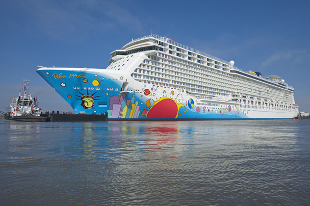 Le Norwegian Breakaway a officiellement été livré par les Chantiers Meyer Werft de Papenburg, Allemagne - DR : Chantiers Meyer Werft