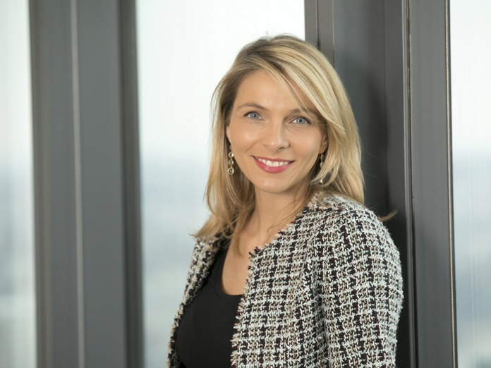 "Je dirais que j'ai appris que beaucoup de choses étaient possibles dans le digital, que je pouvais faire confiance aux équipes et lâcher-prise" selon Maud Bailly (Accor) - Crédit photo : Accor "Je dirais que j'ai appris que beaucoup de choses étaient possibles dans le digital, que je pouvais faire confiance aux équipes et lâcher-prise" selon Maud Bailly (Accor) - Crédit photo : Accor