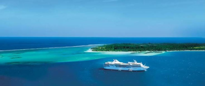 Lors de la  conférence interactive, Frédéric Jansen, Ambassadeur de la compagnie et ancien Directeur de croisières sera aux côtés de Maima Deschamps, native de la Polynésie française et experte de la zone. - DR