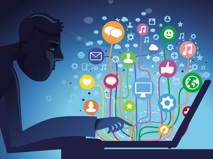 "Dans un contexte où les clients sont de plus en plus connectés, ils sont aussi de plus en plus sollicités, il est important de jouer sur l'affect" selon Célia Tichadelle (Travel-Insight) - Crédit photo : Depositphotos @Venimo "Dans un contexte où les clients sont de plus en plus connectés, ils sont aussi de plus en plus sollicités, il est important de jouer sur l'affect" selon Célia Tichadelle (Travel-Insight) - Crédit photo : Depositphotos @Venimo