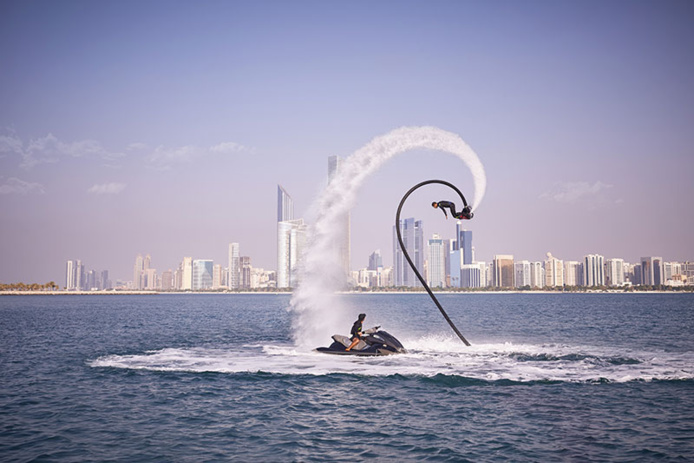 Flyboard © Abu Dhabi Department of Culture and Tourism Flyboard © Abu Dhabi Department of Culture and Tourism