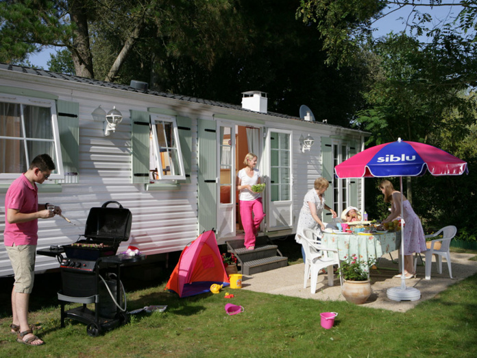 "Le camping ce sont les vacances en plein air, dans des mobil home installés sur des parcelles privatives. Nous nous positionnons en alternative aux vacances à l'étranger notamment en Europe du Sud et aux vacances en clubs." - DR Siblu