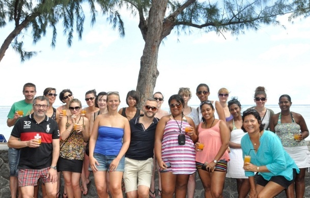 L'ensemble des collaborateurs de Nautil Voyages a été invité sur l'Île de la Réunion pour fêter le 50 000e client du TO - Photo DR