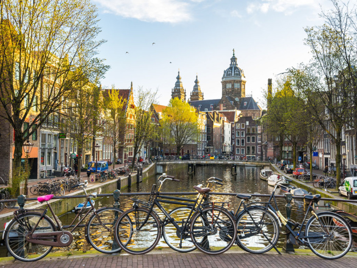 En 2019, Amsterdam qui compte moins de 900000 habitants recevait le chiffre hallucinant de 21.7 millions de visiteurs - Depositphotos.com ixuskmitl@hotmail.com