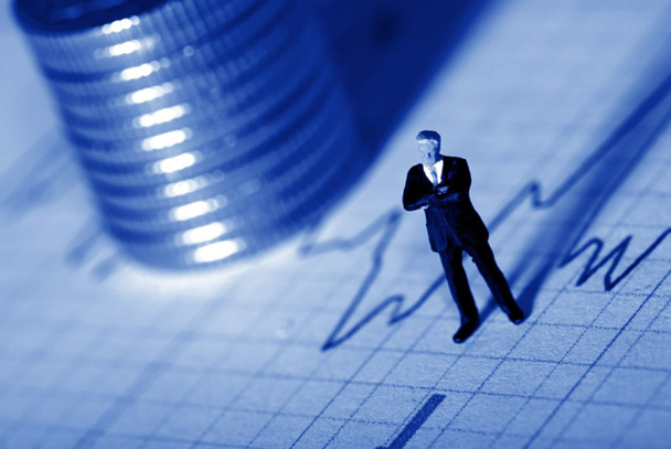 Au sein d’une agence en ligne, le Business Analyst est chargé de mettre en place des outils d’aide à la décision destinée au top management, et de rendre l'outil de travail plus fluide et performant - DR : Fotolia Au sein d’une agence en ligne, le Business Analyst est chargé de mettre en place des outils d’aide à la décision destinée au top management, et de rendre l'outil de travail plus fluide et performant - DR : Fotolia