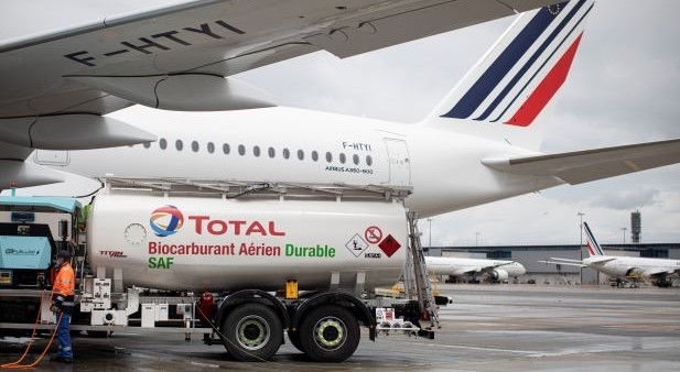 Air France-KLM, Total, Groupe ADP et Airbus ont joint leurs efforts pour réaliser le premier vol long-courrier avec du carburant aérien durable ou SAF ("Sustainable Aviation Fuel"), produit en France - DR : Air France-KLM