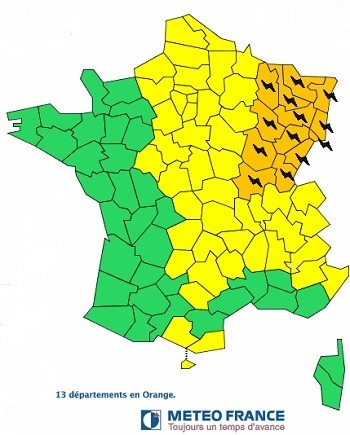 Orages : 13 départements de l'Est toujours en vigilance orange