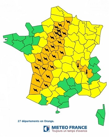 27 départements, du Sud-Ouest à la frontière belge sont placés en vigilance orange aux orages par Météo France jeudi 25 juillet 2013 - DR : Météo France