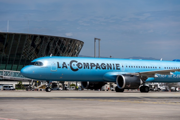 La Compagnie proposera 3 vols hebdomadaires entre New York et Nice du 2 juillet au 27 septembre 2021 - DR : Aéroports de la Côte d'Azur - Abracadabra Studio