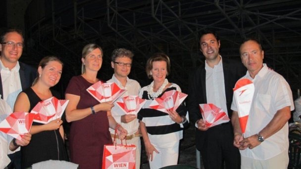 L'Autriche en habit de gala dans les Arènes d'Arles avec l'Ecole espagnole de Vienne