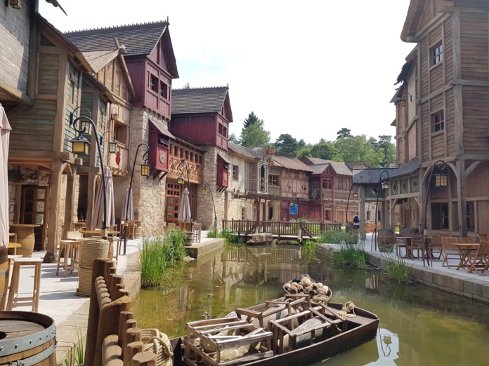 Aux Quais de Lutèce, hôtel 4 étoiles, Le visiteur se retrouve plongé 50 ans avant J.C. au cœur du Lutèce, autour d’une reconstitution de la Seine - DR : A.B.