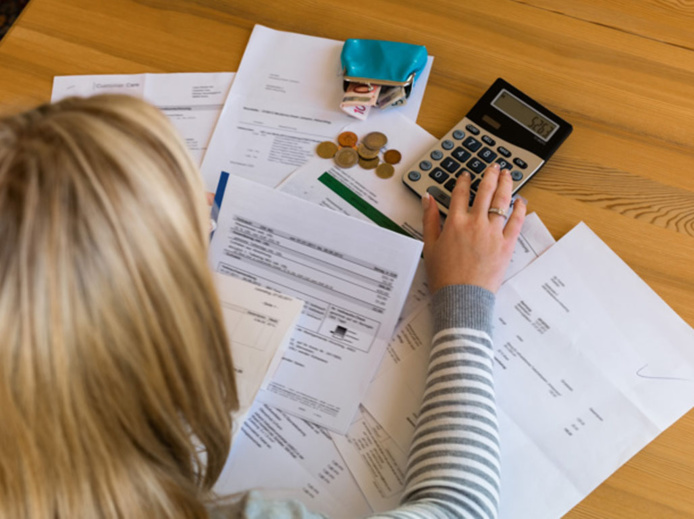 Faire tourner nos entreprises et continuer à payer nos salariés, avec des revenus inexistants. Autant résoudre la quadrature du cercle, non ? /DepositPhoto Faire tourner nos entreprises et continuer à payer nos salariés, avec des revenus inexistants. Autant résoudre la quadrature du cercle, non ? /DepositPhoto
