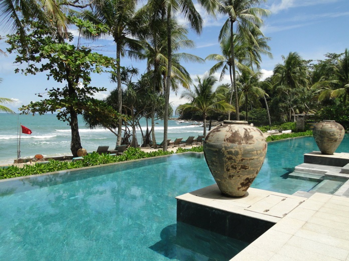 Phuket, île paradisiaque, reste ouverte aux touristes vaccinés grâce au programme « PhuketSandBox » - Photo CH Phuket, île paradisiaque, reste ouverte aux touristes vaccinés grâce au programme « PhuketSandBox » - Photo CH