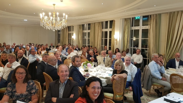 Les fournisseurs et partenaires invités - Photo CE Les fournisseurs et partenaires invités - Photo CE