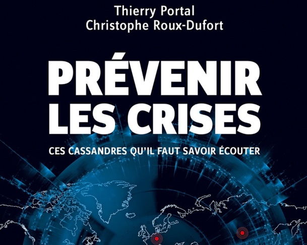 Le livre Prévenir les crises, Ces Cassandres qu'il faut savoir écouter, Armand Colin, Paris Juin 2013 a fait l'objet d'un colloque IHNESJ dès sa parution (juin 2013) et d'une présentation à la Documentation Française (juillet 2013). Le livre Prévenir les crises, Ces Cassandres qu'il faut savoir écouter, Armand Colin, Paris Juin 2013 a fait l'objet d'un colloque IHNESJ dès sa parution (juin 2013) et d'une présentation à la Documentation Française (juillet 2013).