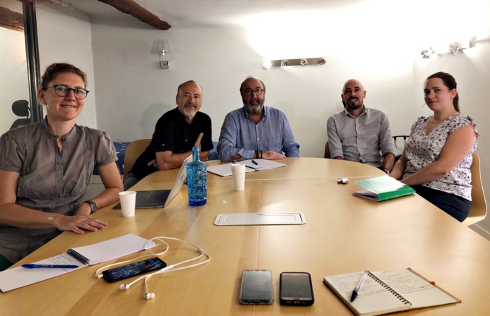 F. Lorin, entouré de la Rédaction, avec à sa dte Anais Borios et Romain Pommier /crédit XP F. Lorin, entouré de la Rédaction, avec à sa dte Anais Borios et Romain Pommier /crédit XP