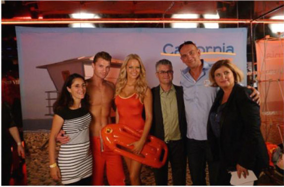Soirée TourMaG.com, Give & Dance : Visit California a proposé un photo-call "plage de Malibu" où tous les professionnels du tourisme présents pouvaient se faire photographier - DR Soirée TourMaG.com, Give & Dance : Visit California a proposé un photo-call "plage de Malibu" où tous les professionnels du tourisme présents pouvaient se faire photographier - DR
