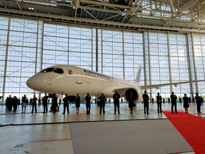 L'A220 "Le Bourget", au hangar H6 d'Air France à Roissy © PG TM