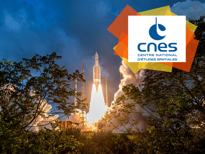 Décollage Ariane 5 / ©CNES/ESA/Arianespace – Optique vidéo du CSG Décollage Ariane 5 / ©CNES/ESA/Arianespace – Optique vidéo du CSG