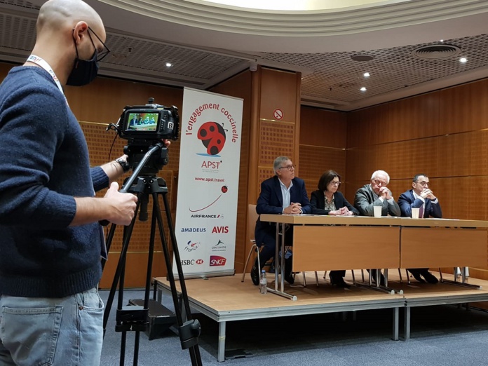 L'APST a tenu une réunion pour faire un point global lors de l'IFTM Top Resa notamment sur les dossiers Thomas Cook, Pierre&Vacances et autres... - DR : RP L'APST a tenu une réunion pour faire un point global lors de l'IFTM Top Resa notamment sur les dossiers Thomas Cook, Pierre&Vacances et autres... - DR : RP