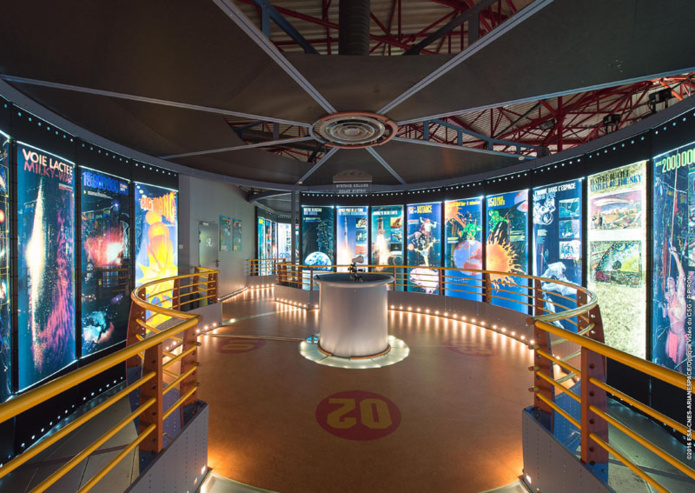Musée de l'espace / ©CNES/ESA/Arianespace – Optique vidéo du CSG