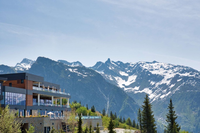 Le nouveau Club Med de La Rosière (Savoie) ouvrira enfin ses portes en décembre 2021. La marque au Trident fait aussi état de fortes hausses sur le long-courier cet hiver © Club Med