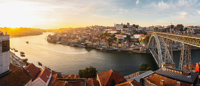 Free Photo by Daniel Seßler on Unsplash
