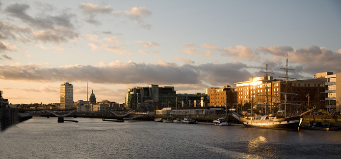 Rivière Liffey à Dublin © James Fennell