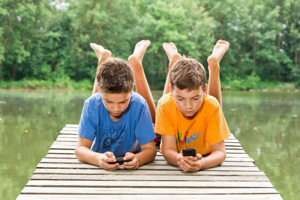 Une famille peut partir en vacances avec plus de 2 000 euros d’équipements électroniques dans ses valises - © Markus Bormann - Fotolia.com