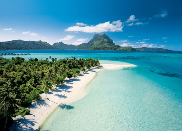 Bora Bora, îles de la Société (Polynésie française) © PaulGauguin / Roger Paperno